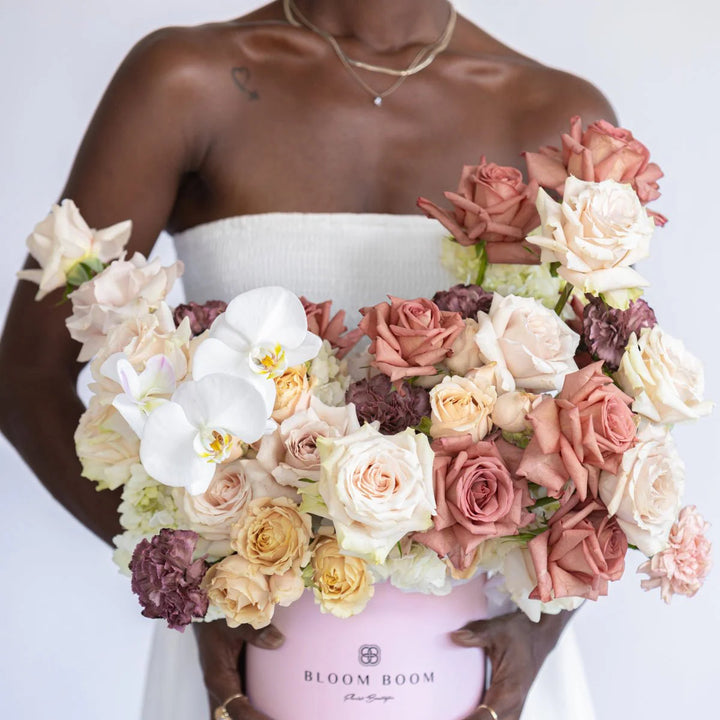 Caffè Latte Flower Box with white hydrangea and rose