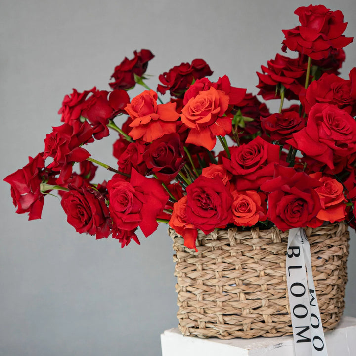 Flower basket "Scarlet charm" with 75 red roses