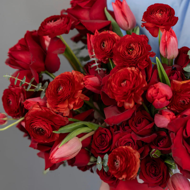 Flowers box "Passion red flower" with tulips