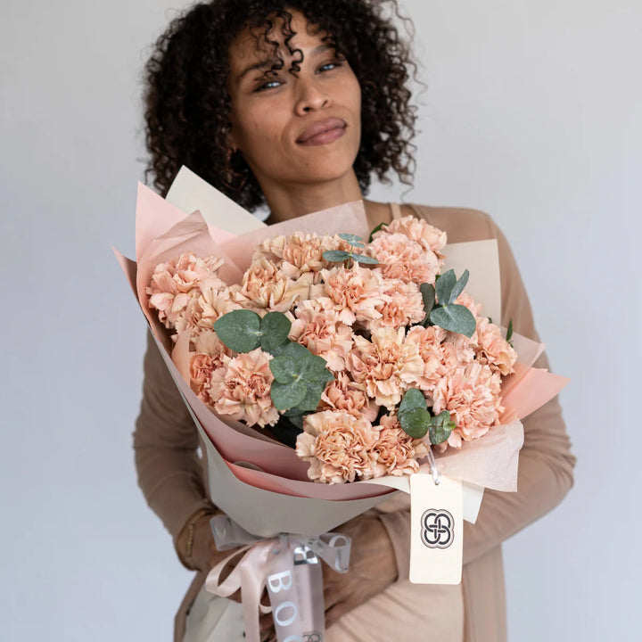 Bouquet "Apple Tea" with 20/50/75 carnations