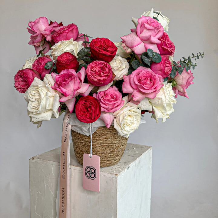 Basket Pink Love with roses