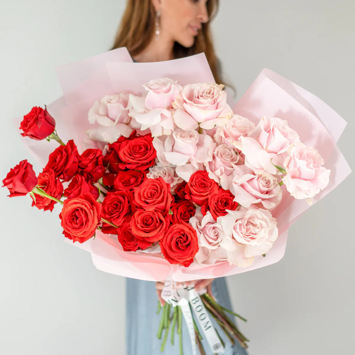 Bouquet "Rose Harmony" with pink and red roses