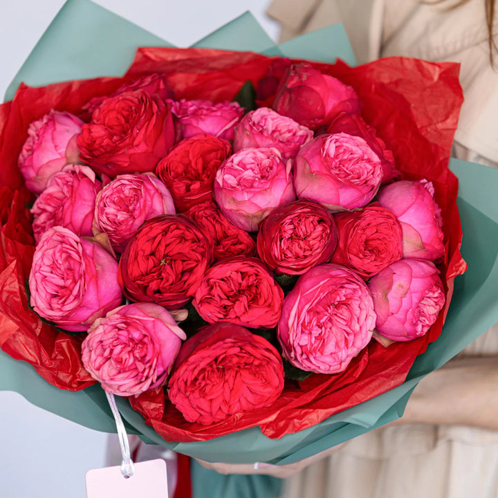 Monobouquet with 24 Rose Red Piano And Pink Piano