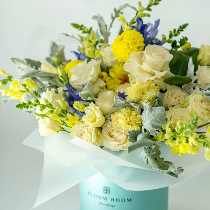 Flower box "Enchanted Blooms" with matthiola rose and irises