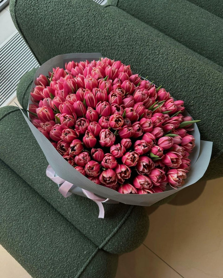 Bouquet of 151 pink tulips