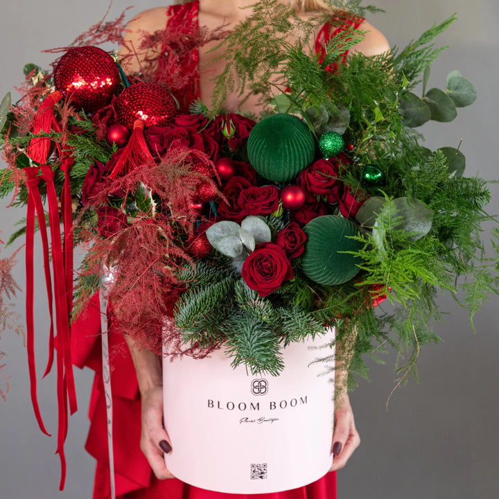 Flower box "Traditional floral Christmas" with roses