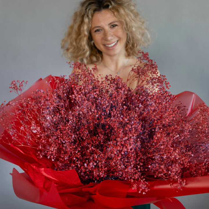 Bouquet 15 red giant baby breath flowers