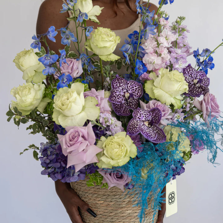Basket Ocean Breeze with rose and orchid