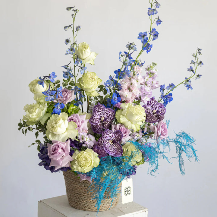 Basket Ocean Breeze with rose and orchid