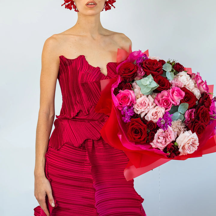 Classic bouquet "Whispers of Love" with roses and hydrangea