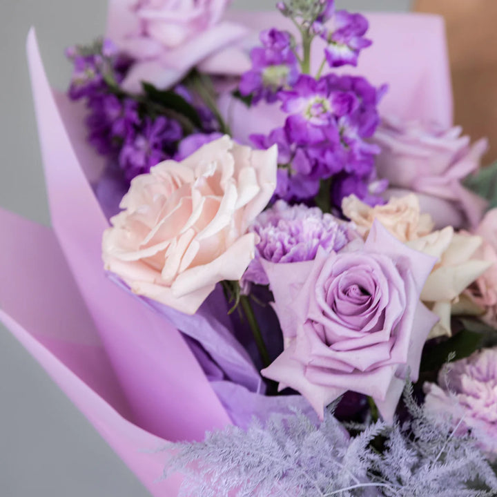 Simple bouquet "Lilac ice-cream" with hydrangea rose and carnation