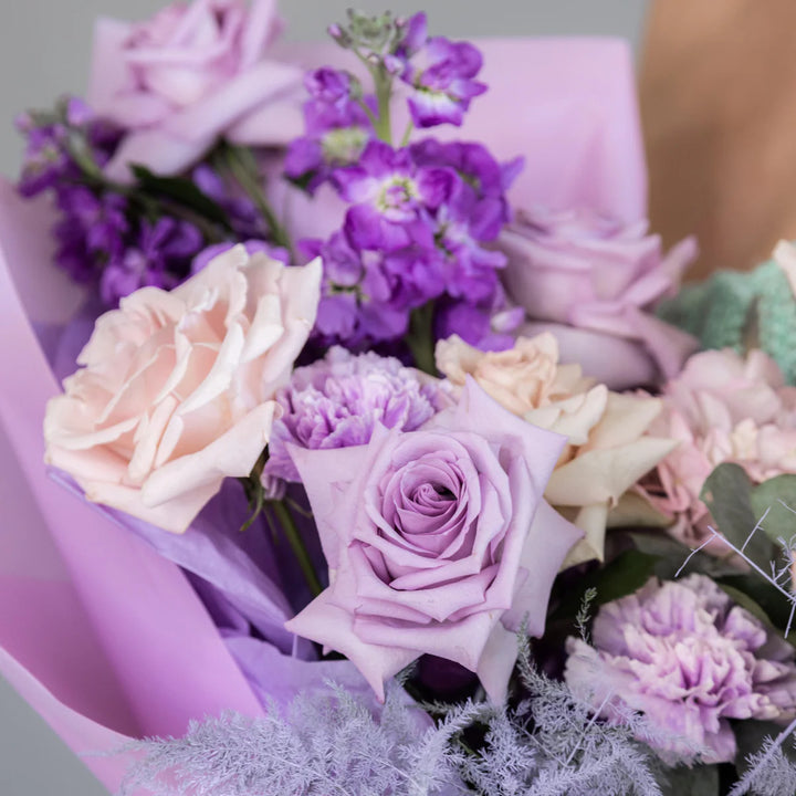 Simple bouquet "Lilac ice-cream" with hydrangea rose and carnation