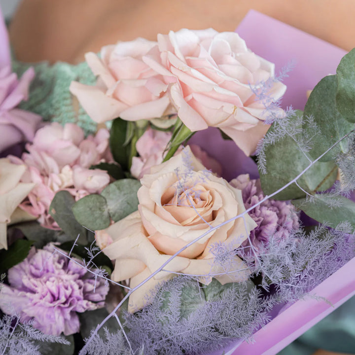 Simple bouquet "Lilac ice-cream" with hydrangea rose and carnation