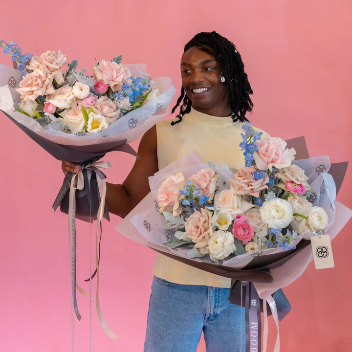 Simple bouquet "Foggy sunset" with hydrangea and roses